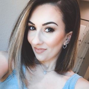 Meet your Posher, Harley